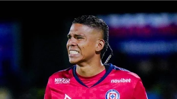 Errores de Kevin Mier con Cruz Azul desatan críticas en Colombia