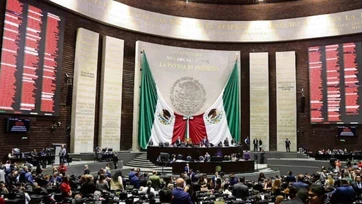 Diputados avalan reforma contra la doble nacionalidad para candidatos