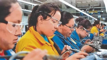 STPS destaca aumento de participación de mujeres en mercado laboral
