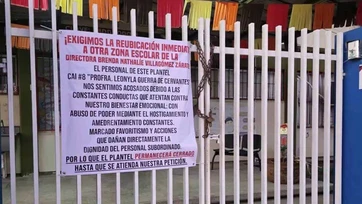 Destituyen a directora