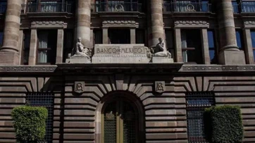 Mantiene Banxico su tasa en 6.50%