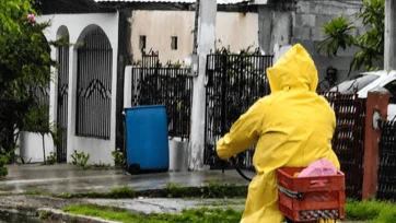 Advierten sobre varios días de lluvia