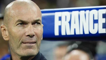 Hinchas franceses rugen por Zidane en su primer partido en casa como técnico de Francia