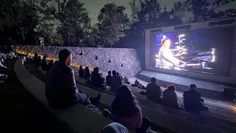 Poca asistencia a la proyección del concierto de Elton John