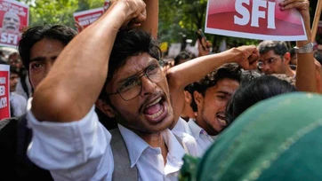 Movimiento Cucaracha inicia nuevas manifestaciones en Mumbai