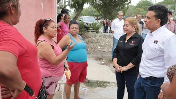 Lalo Gattás recorre y escucha a vecinos de la colonia Linda Vista