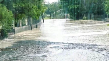 Lluvias inundan acceso en Nuevo Progreso