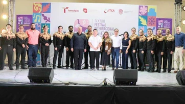 Emociona  cierre de festival