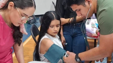 Arman a estudiantes jornada de salud