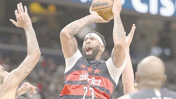 Davis guía la victoria de los Wizards sobre Bucks de Milwaukee