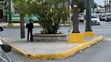Persisten menores en cruceros de Matamoros a pesar de operativo