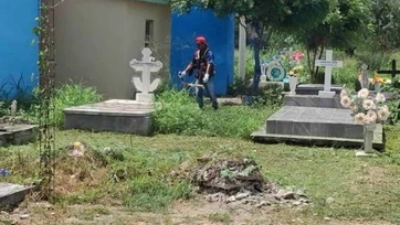 Alistan panteones por Día de Muertos