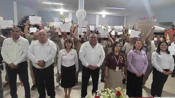 Entregan constancias de capacitación laboral