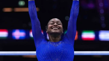 Skye Blakely conquista dos bronces más en Mundial
