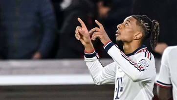 Bayern recupera la cima