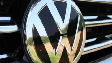 Llegan a acuerdo para evitar huelga en Volkswagen